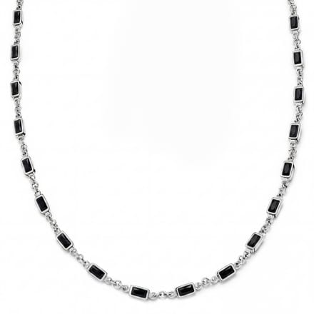 Prism | Zilverkleurige ketting met zwarte stenen van kristalglas