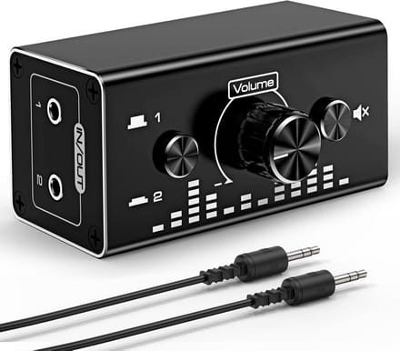 Audio Schakelaar - Stereo Splitter - Geluid Verdelen - Bidirectioneel Volume Regelbaar - Compact Formaat - Zwart