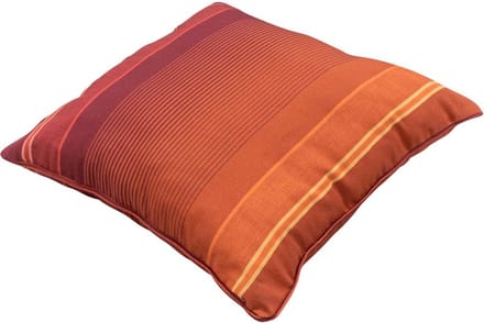 Madison Sierkussen 50x50 Piping Stef bordeaux