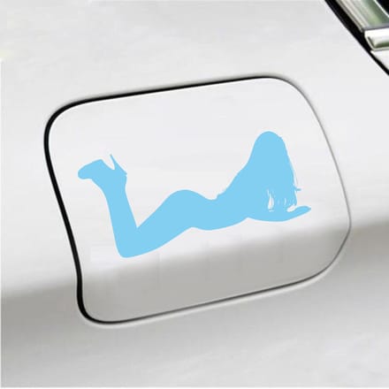 Bumpersticker - Liggende Dame - 8 X 17 - Licht Blauw