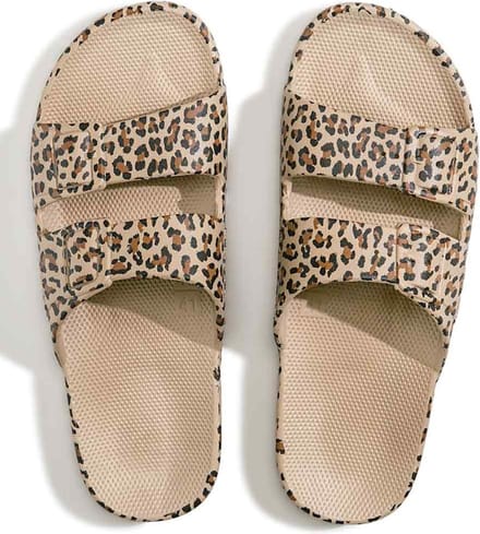 Freedom Moses Slippers Wild Cat Sands Ecru met Panter print - Maat 26-27