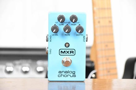 Amplifiers & Effects/MXR/EFFECTS PEDALS / Modulation/Analog Chorus