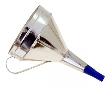 Malwa - Metalisch-plastic Trechter - 16cm - Ergonomische Handgreep