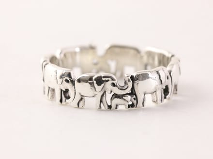 Fijne zilveren olifanten ring - maat 16