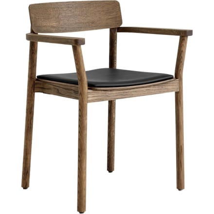 &Tradition Betty TK11 Armleunstoel - smoked oak