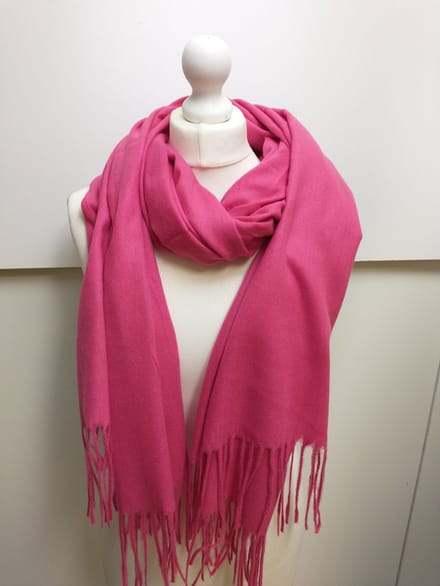 Lange dames warme sjaal Taylor-effen fuchsia-wintersjaal
