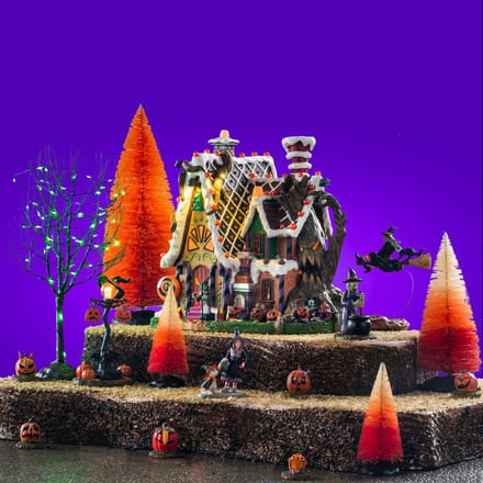 Spooky Town - The Candy Witch Cottage Set