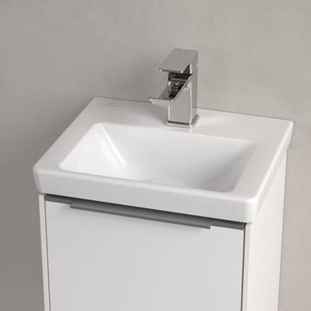 Villeroy & Boch Subway 3.0 wash hand basin 37 cm, with 1 tap hole, without overflow 43703801