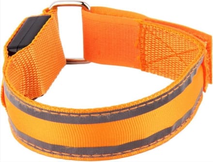 *** 2 Stuks Reflecterende Hardloop Verlichting - Hardloop Fiets Sport Armband Met LED Lampjes - Veilig over straat - van Heble® ***