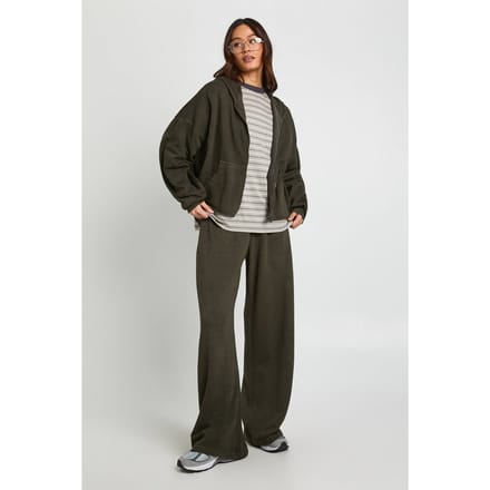 boohoo Dames Tall Washed Distressed Hem Straight Leg Trainingspak | Khaki | Maat: XS
