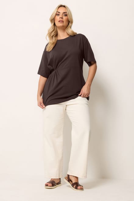 Yours Chocoladebruin Tshirt Met Gedraaide Voorkant Size 50-52