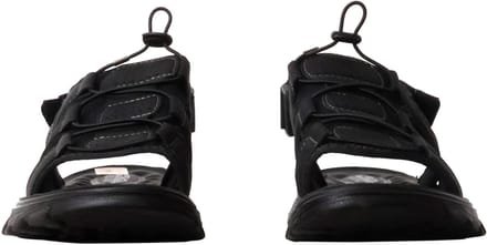 Sandalen om aan te trekken
