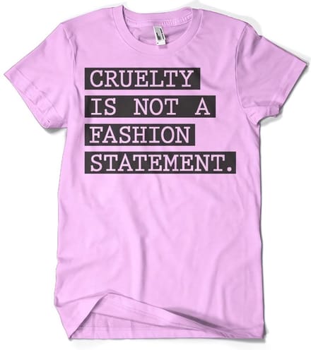 Hybris Cruelty Is Not A Fashi-on -statement-T-shirt roze