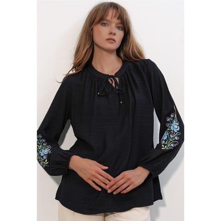 Geborduurd Overmaat Crêpe Blouse