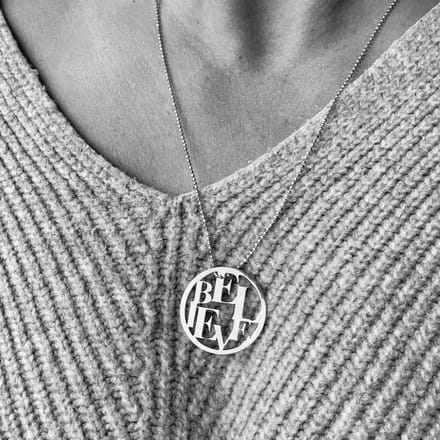 Collier Believe
