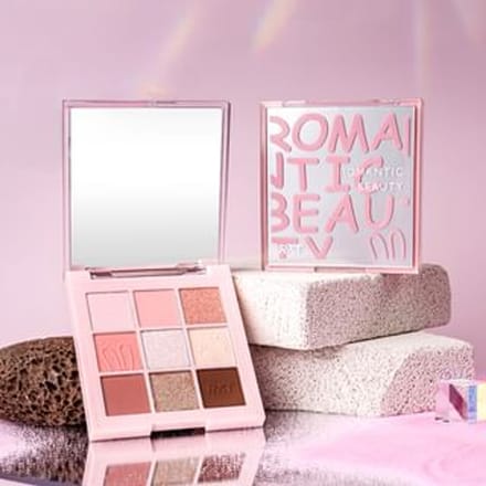 ROMANTIC BEAUTY - Sakura Oolong 9-Color Eyeshadow #R01 Sakura Oolong - 8g