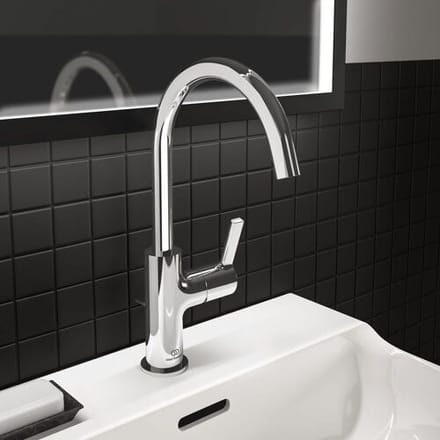 Ideal Standard washbasin faucet with high spout and drain BC777AA