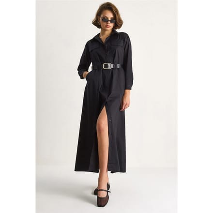 Maxi-jurk met lange mouwen, knoopsluiting en overhemdkraag