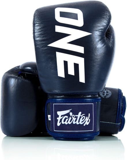 ONE Championship x Fairtex Bokshandschoenen - Leer - Blauw 16 oz