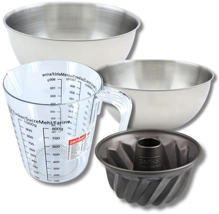 Bakset met mini kouglofvorm 18 cm, 2 mengkommen, maatbeker en spatel Zenker