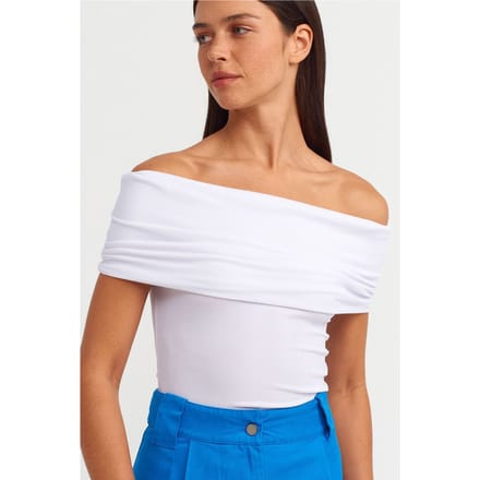 Off-Shoulder Geribbelde Slim-Fit Blouse