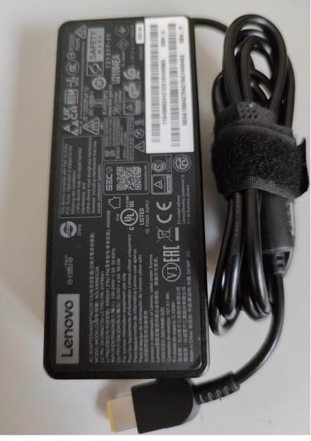 Lenovo AC Adapter (20V 4,5A) (01FR041)