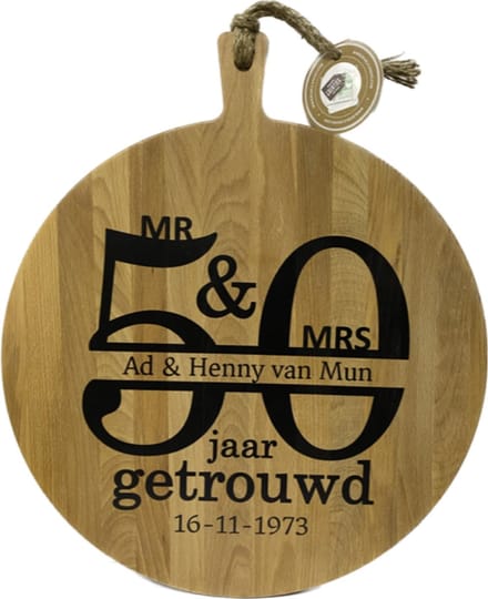 serveerplank - 50 jaar getrouwd - 30 cm - gepersonaliseerd cadeau - hout