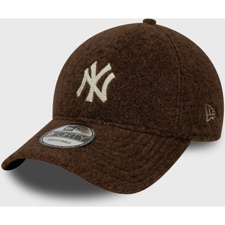 WINTER BORG 9FORTY NEW YORK YANKEES