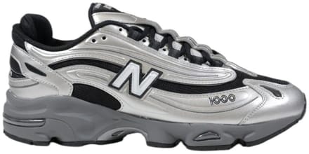 Sporty Slip-On Lace-Up Sneakers - Silver