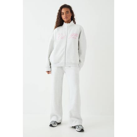 Dames DSGN Studio Script Funnel Neck Straight Leg Trainingspak | Ash Grey | Maat: 2XL