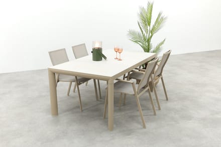 Atmos/Kings stapelbare 4-persoons tuinset 180x100 cm. - Latte