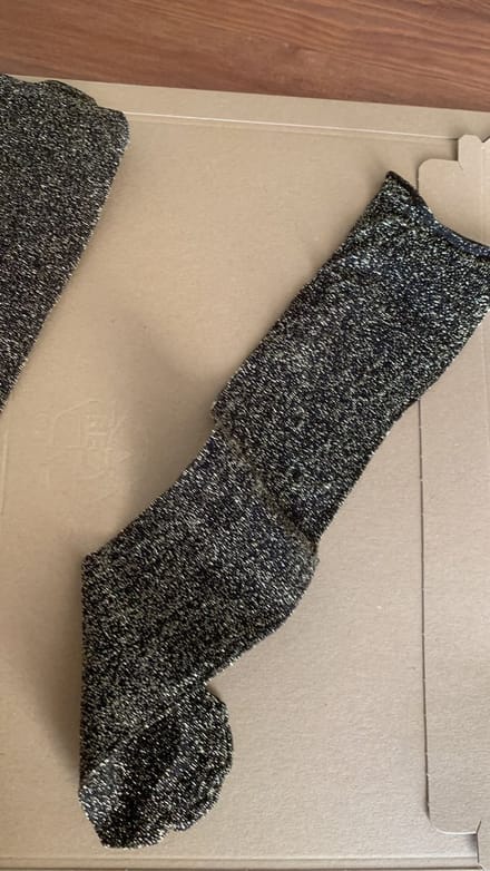 Sparkled stories.  maat 36-42. Expresso . Lurex. Goud-zwart. Sokken.