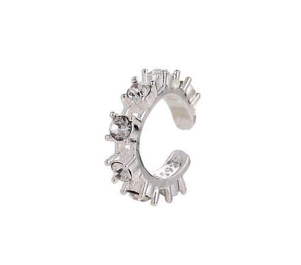 Ear cuff met stekeltjes | zilver gekleurd