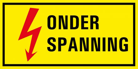 Onder spanning sticker 400 x 200 mm