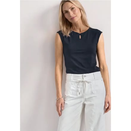 Shirt met afhangende schouders en uitsnijding