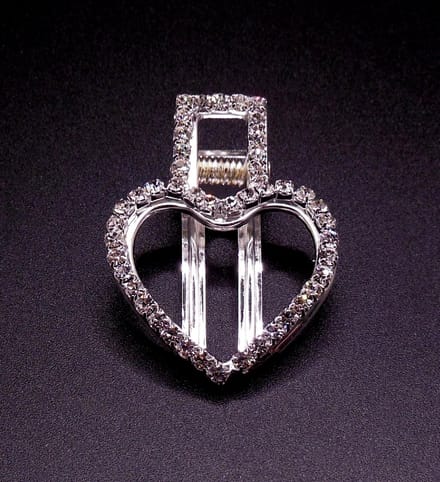 Duckklem hart zilverkleurig strass