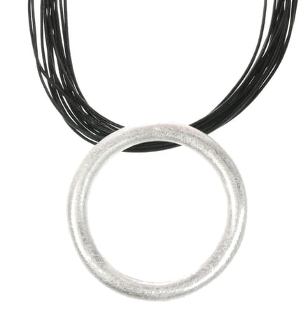 Behave - Necklace Scratched Circle - Minimalistisch Design - Tijdloze Stijl