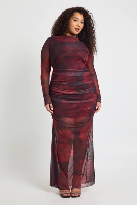 boohoo Dames Plus Gebloemde Geplooide Mesh Maxi Jurk | Rood | Maat: 44