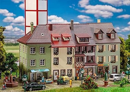 Bouwset 3 Kleine Stadhuizen - Diorama Modelbouw Huisjes