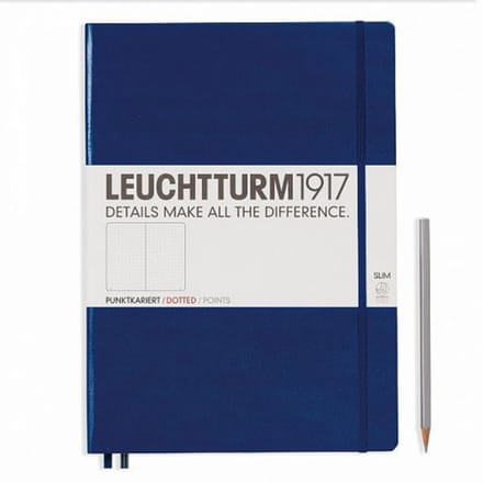 Leuchtturm1917 notitieboek master slim a4+ dotted navy blauw