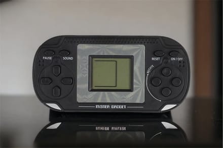 MINI ARCADE CONSOLE - 230 CLASSIC AND RETRO GAMES MG3313 | 3664944281214