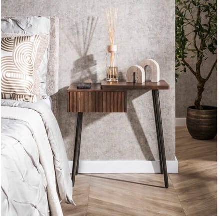 Nachtkastje rechts Carve - Massief acacia drift brown