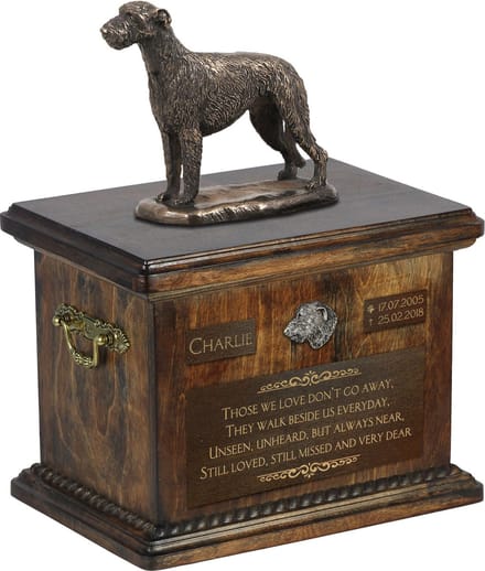 Ierse Wolfhond urn - gepersonaliseerde urn met beeldje voor hondenas