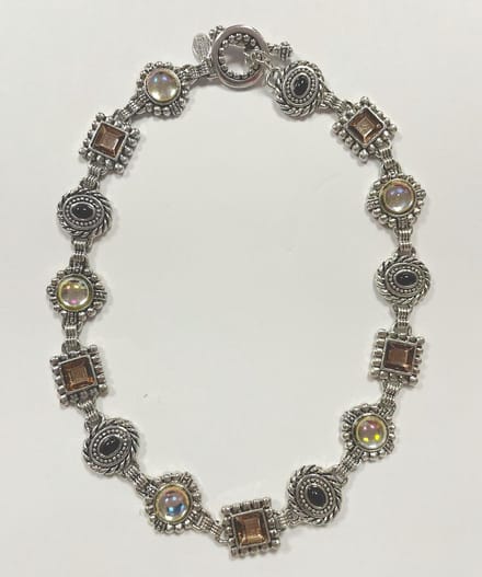 Ketting beige kralen - 42 Centimeter - 90's Fashion trend - Damesdingetjes