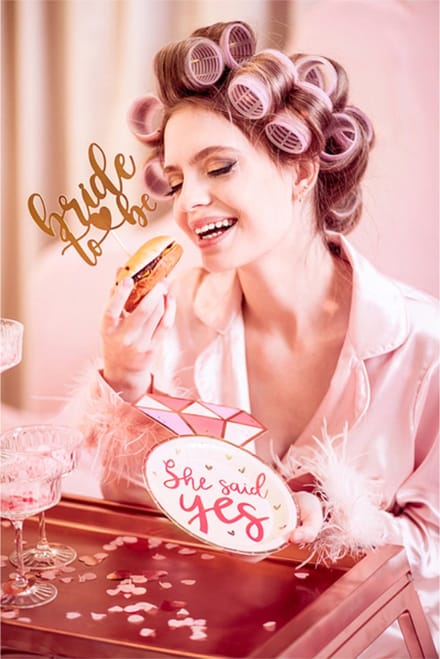 PartyDeco - Borden (papier) -Diamanten ring - She said yes! 18x25.5 cm