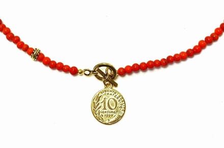 Korte ketting bamboo koraal met munt