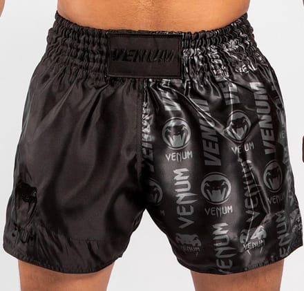 Venum Logos Muay Thai Shorts Zwart Zwart - S
