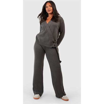 boohoo Dames Plus Wrap Tie Side Jumper en Broek Co-ord | Houtskool | Maat: 48-50