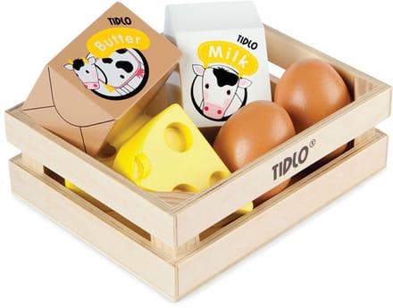 Tidlo houten kratje met zuivel kaas boter eieren en melk