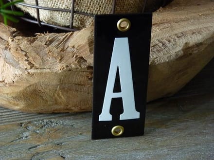Emaille huisnummer 10x4 zwart/wit  letter A